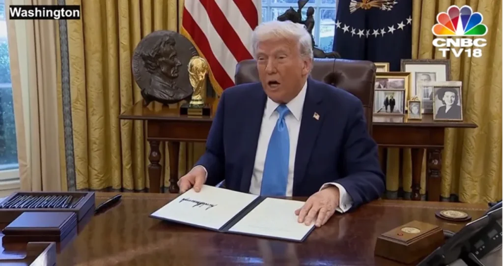 Ljudi nisu mogli vjerovati šta Trump ima u Ovalnom uredu