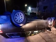 (FOTO) Još jedna teška nesreća u BiH: Audi A3 završio na krovu