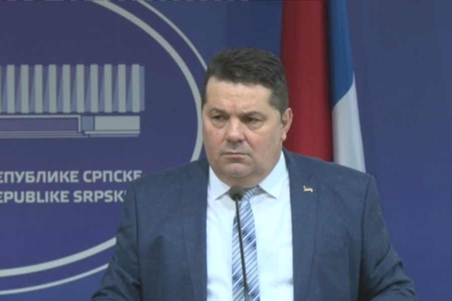 STEVANDIĆEV STRAH OD VOJKOVIĆA: Spreman povući zakon, sve je do Schmidta