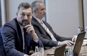 POBUNA AMBASADORA: Ne dirajte Srbe, uhvatite zločinca Mahmuljina