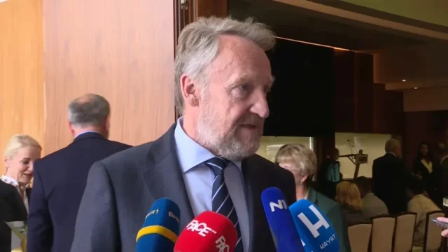 IMG_3924-1024x576 Izetbegović: "Dodika može samo Dodik savladati, SDA se vraća naredne godine pa ćemo i to riješiti"
