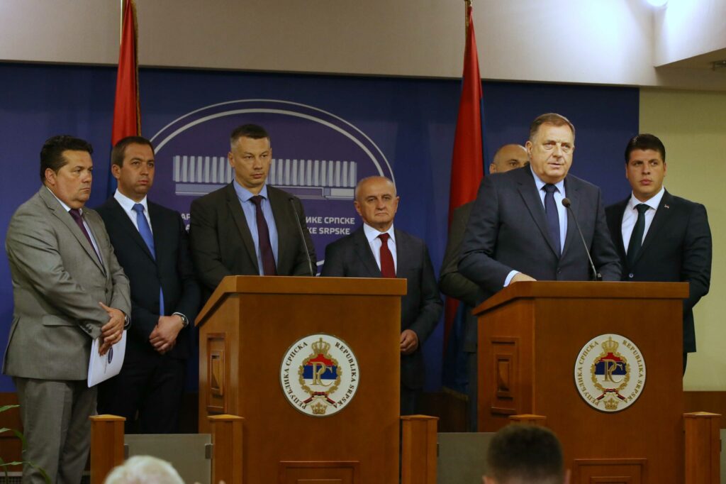 Dodiku, Nešiću, Stevandiću prijeti upozorenje koje niko nije očekivao!