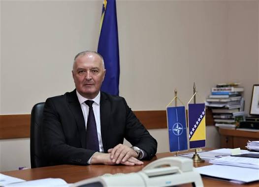 Veliki potez Heleza: Ratko Mladić u prvom planu!